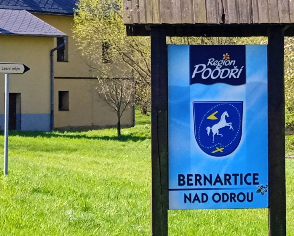 6 Bernartice 01