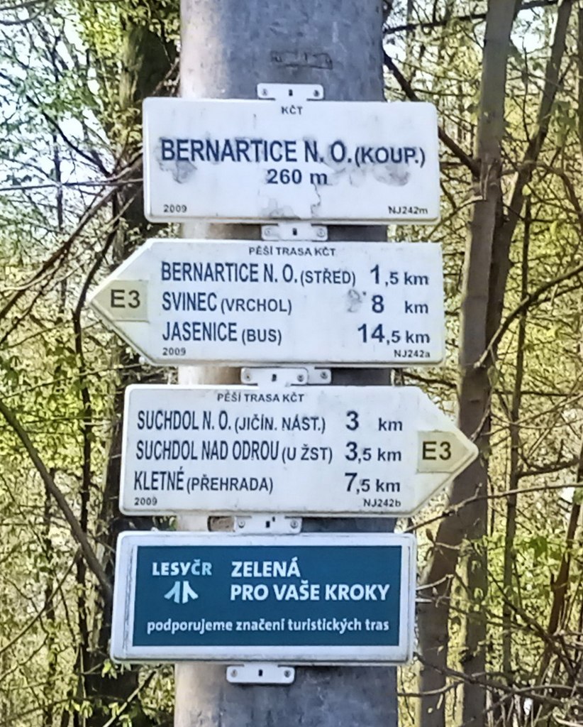 6 Bernartice 06