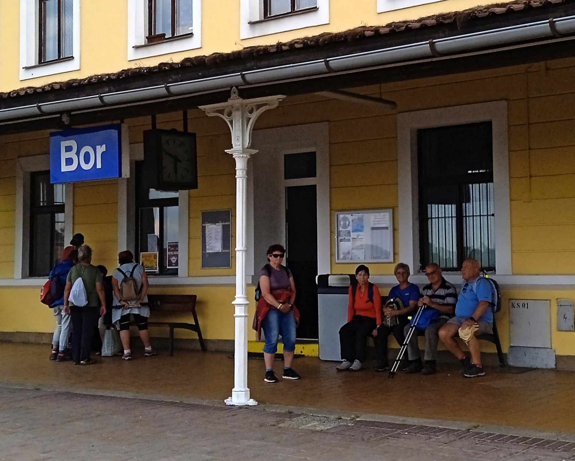 4 Bor.00