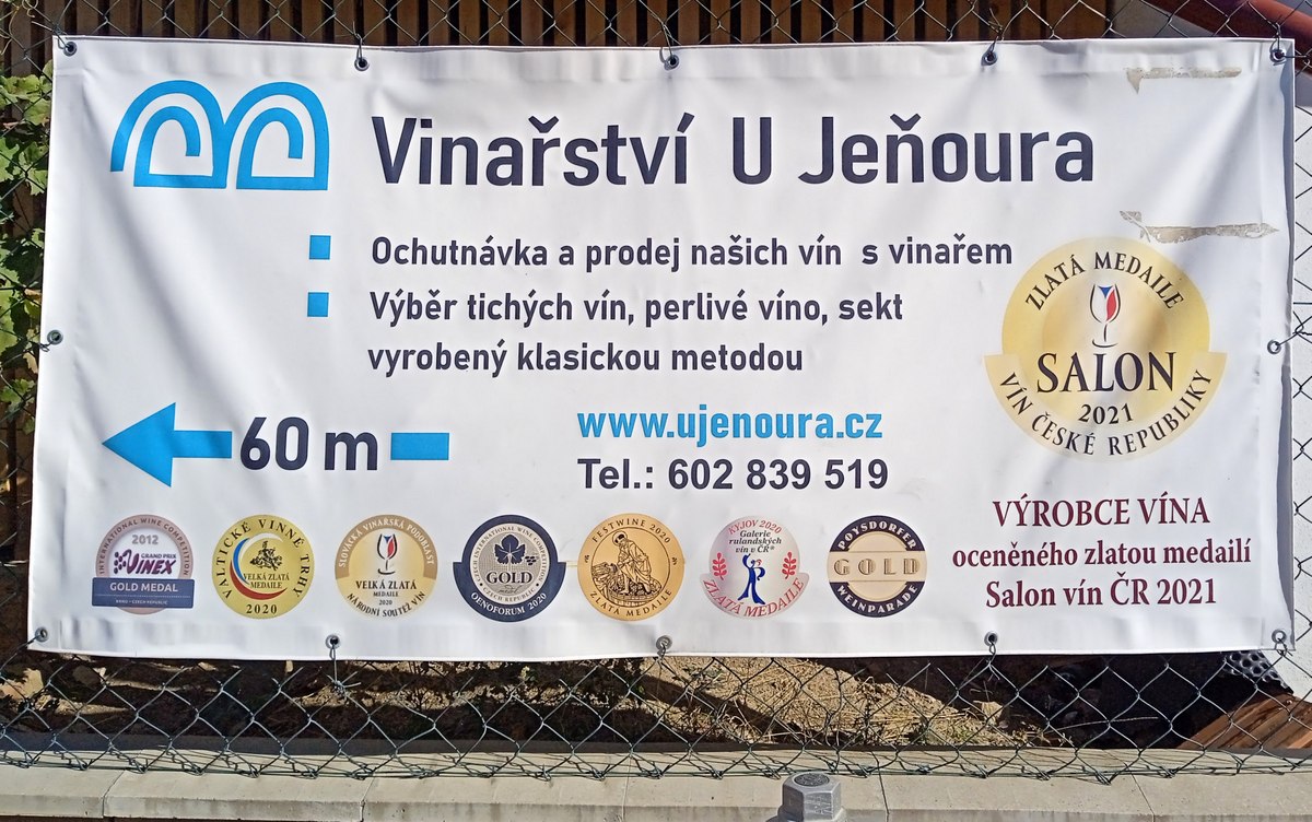4 Nechory víno 02