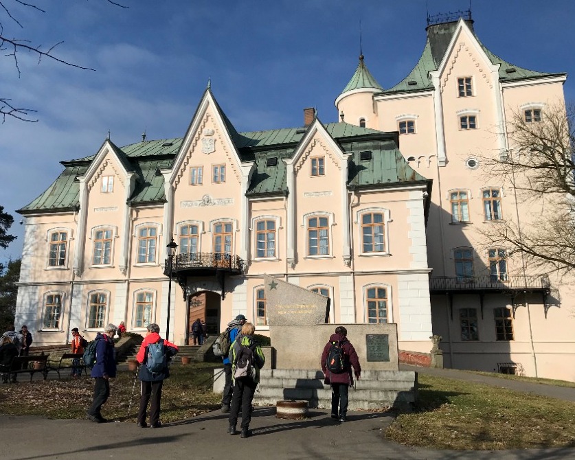 003_-_STUDENKA_ZAMEK