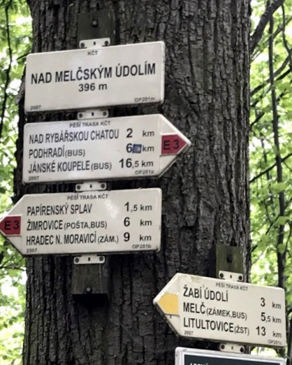 12_-_NAD_MELCSKYM_UDOLIM_390_m_-_