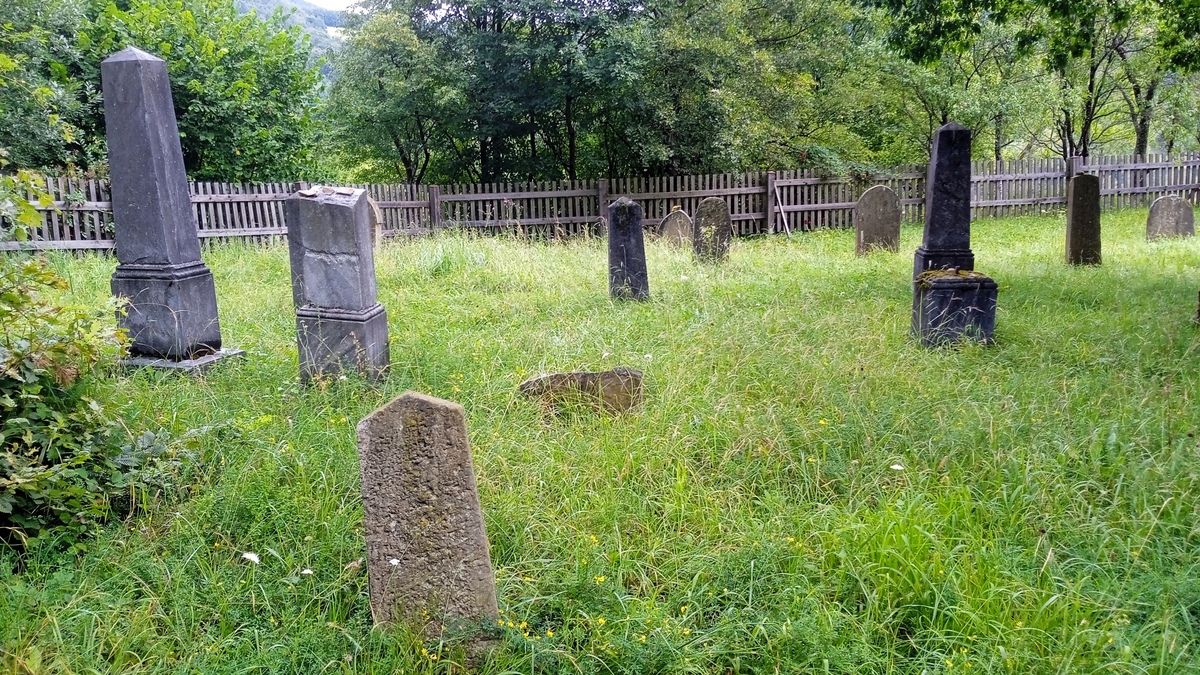 1 Brumov žid.hřbitov 02