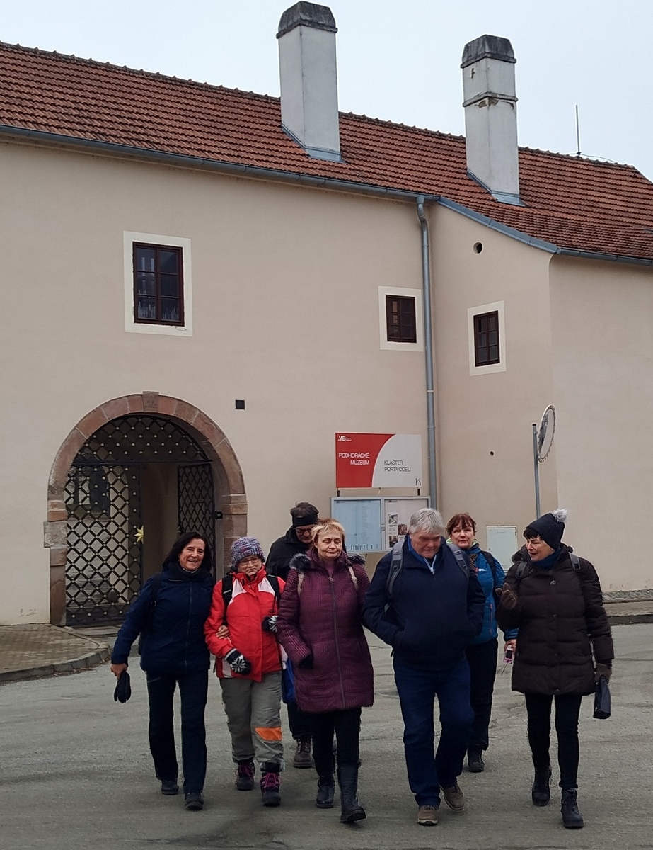 2 Lomnice zámek 15