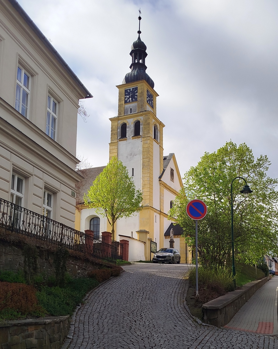 1 Hradec n.M 2
