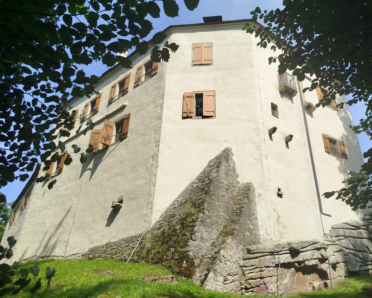 5 Roštejn 1